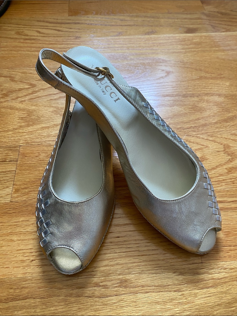 Sesto Meucci leather gold and silver sling back shoes size 10M
